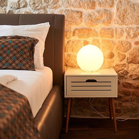 Rustic Apartments Sv Frane In The Old Town Шибеник Екстер'єр фото