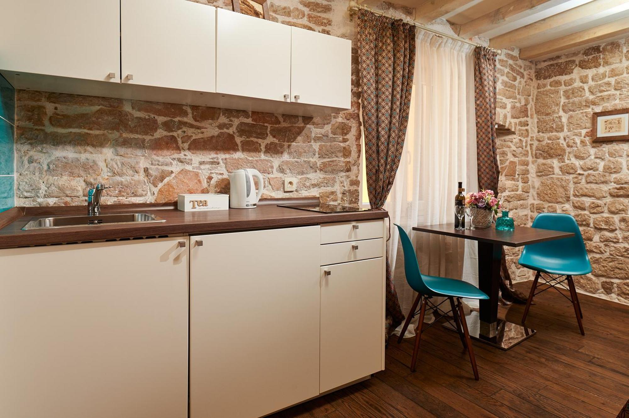 Rustic Apartments Sv Frane In The Old Town Шибеник Екстер'єр фото