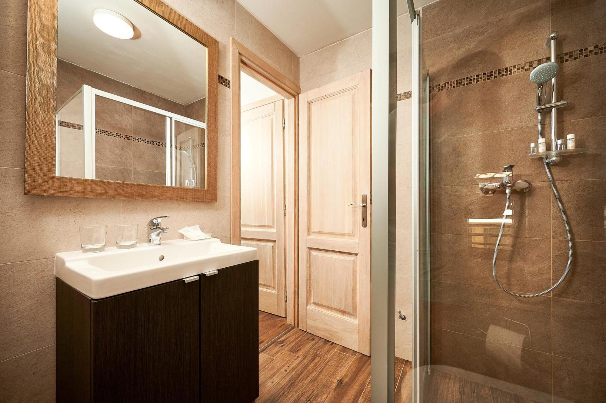 Rustic Apartments Sv Frane In The Old Town Шибеник Екстер'єр фото
